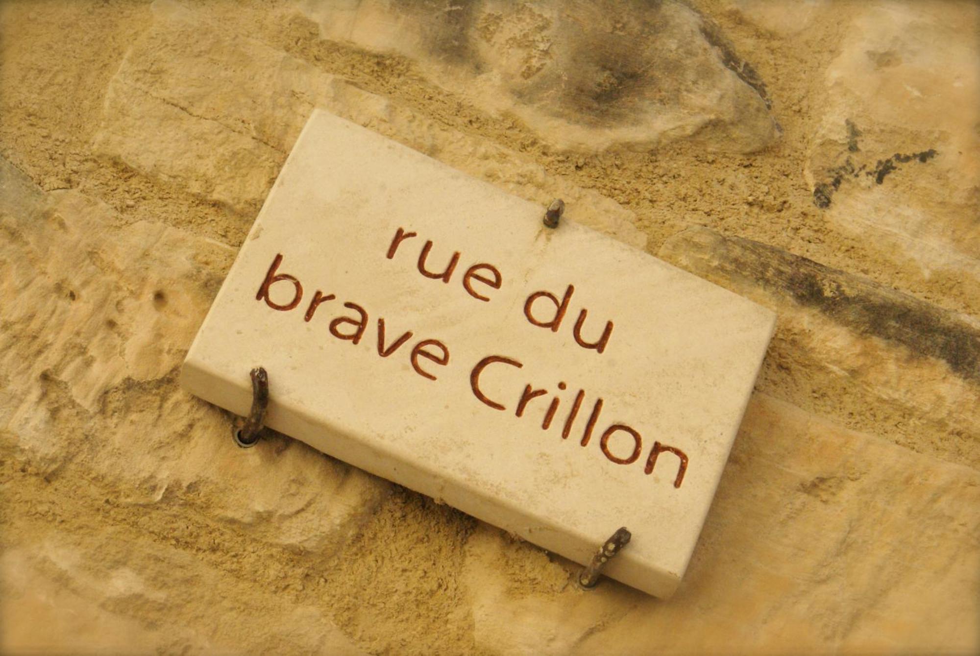 Le Crillon Hotell Murs  Exteriör bild
