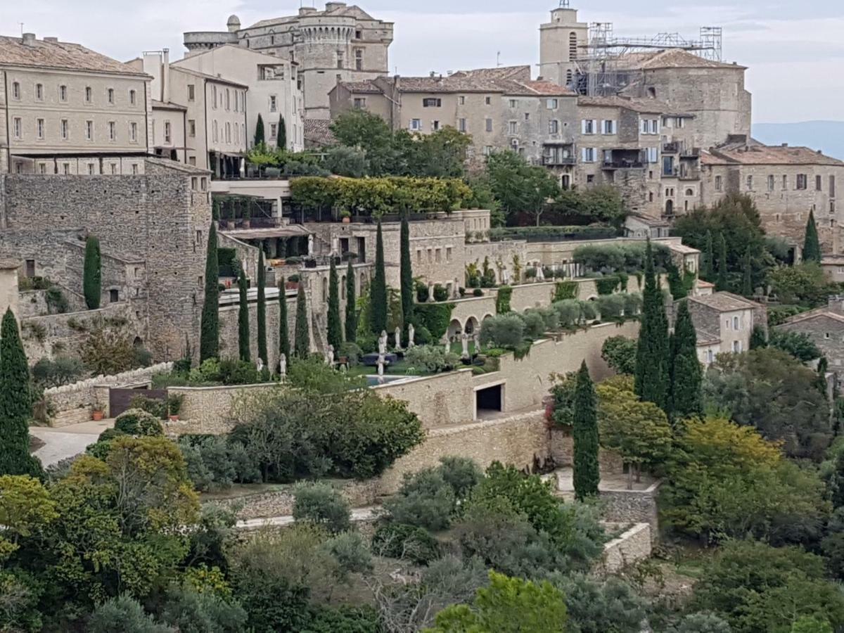Le Crillon Hotell Murs  Exteriör bild